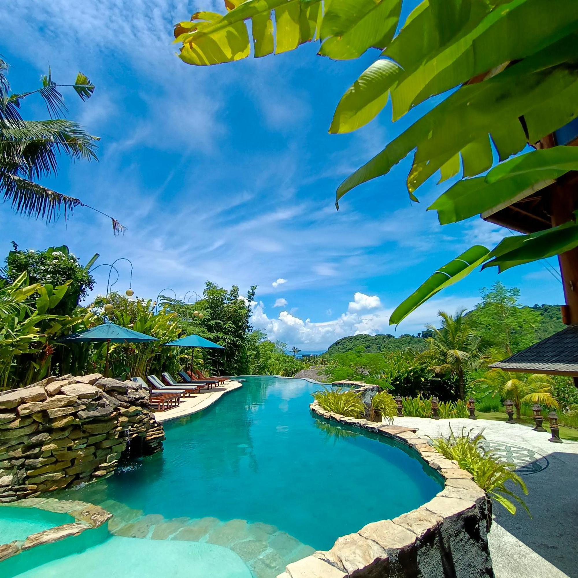 Sunrise Paradise Bali 까랑아섬 외부 사진