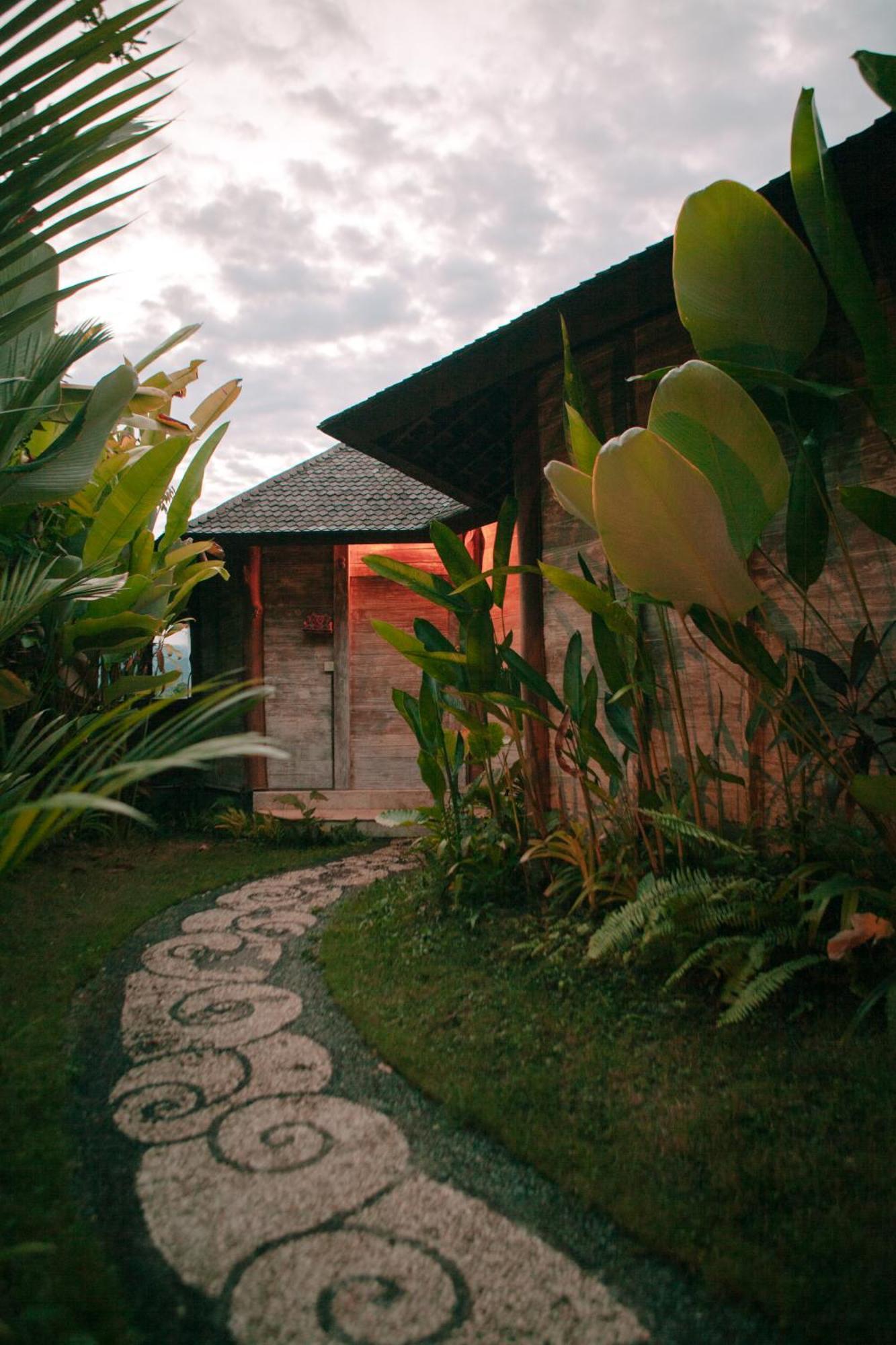 Sunrise Paradise Bali 까랑아섬 외부 사진